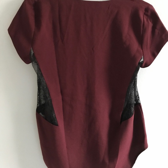 Zara Lace-side T-shirt Blouse - Picture 2 of 4